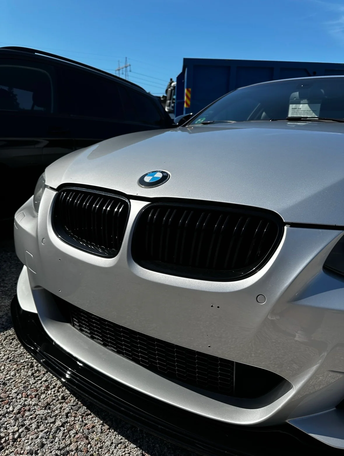 BMW E92 E93 LCI, M-Look kiiltävän mustat munuaiset - Image 5