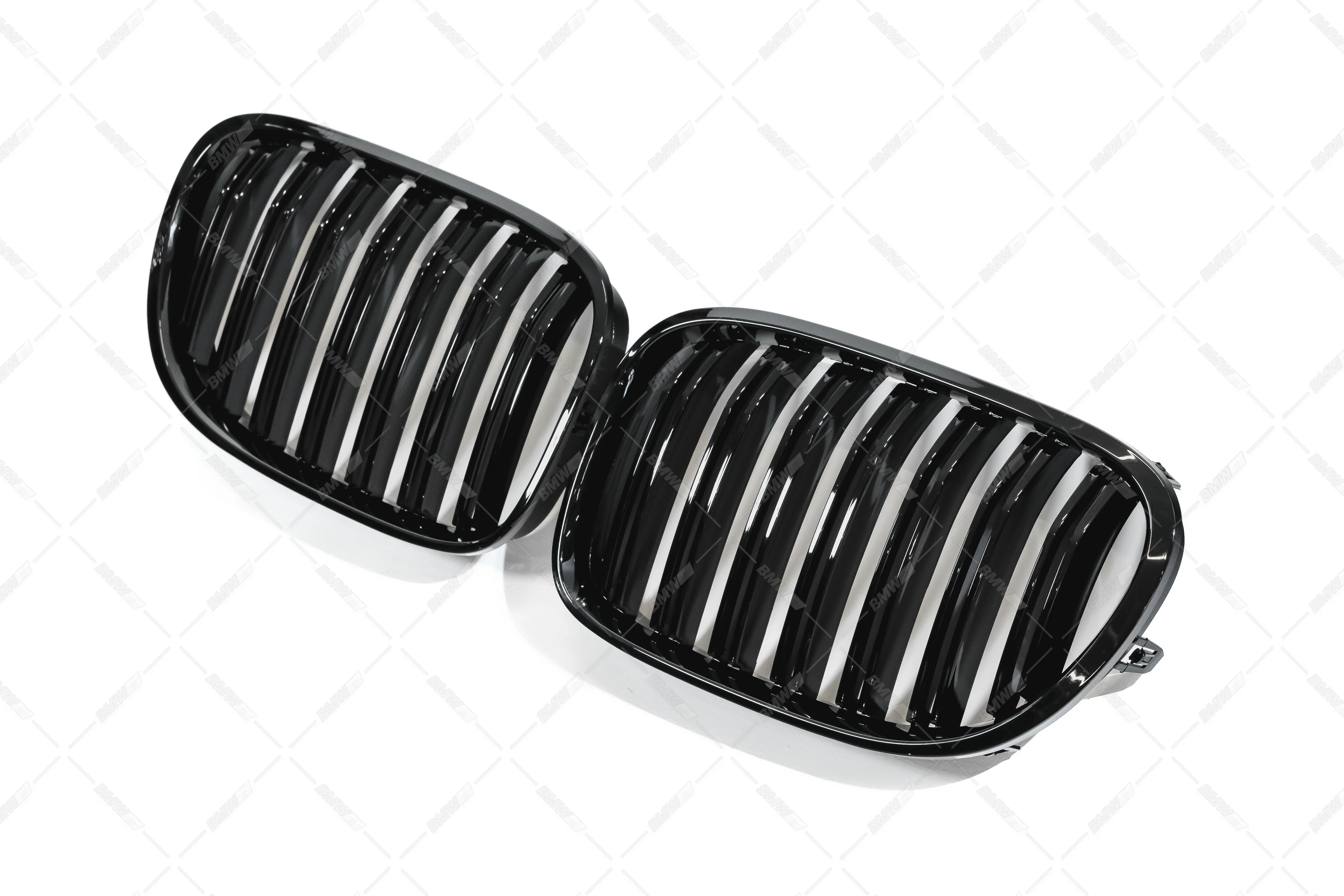 BMW F01 F02 09-15 M-look kiiltävän mustat munuaiset - Image 3