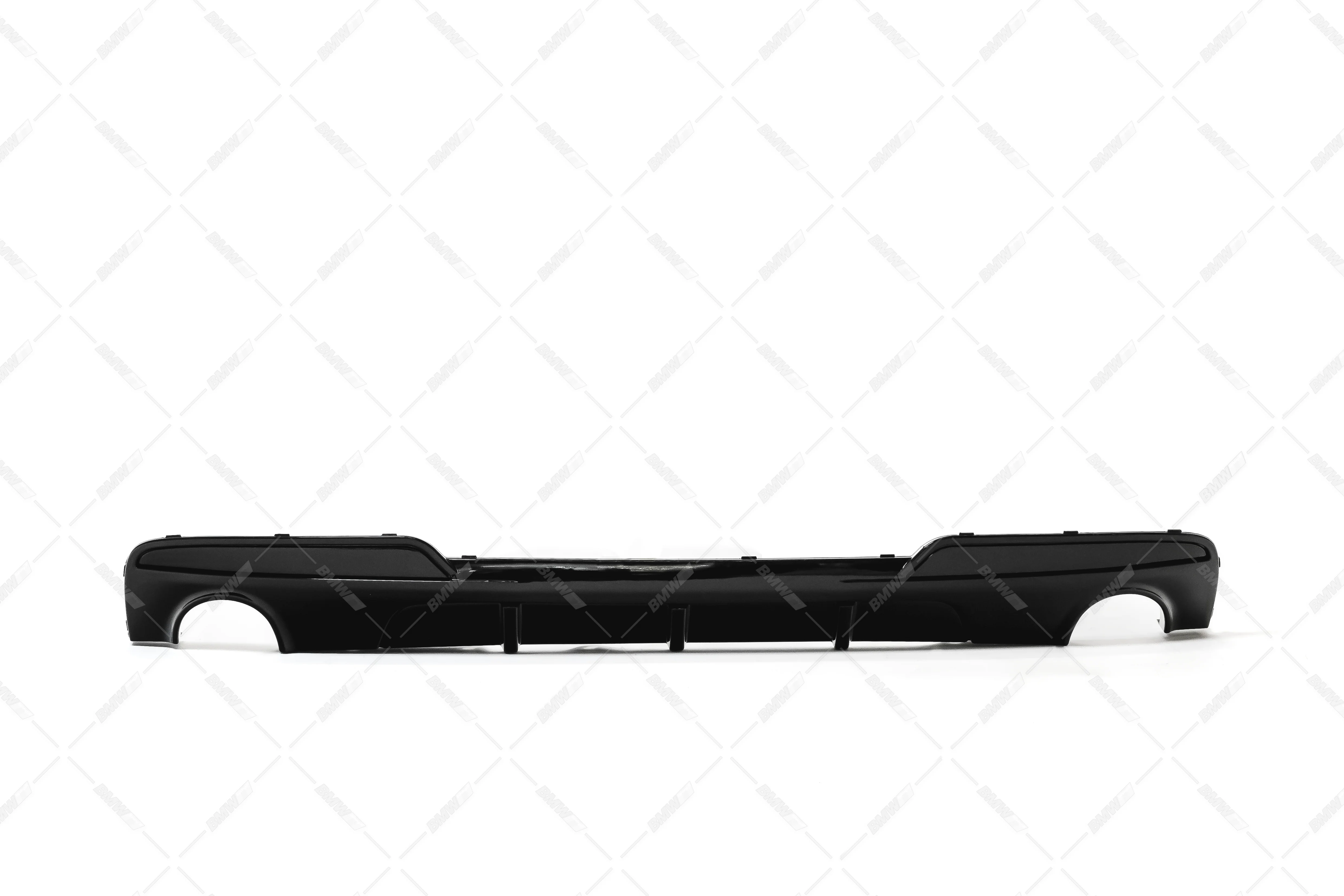 Bmw F10 F11 kiiltävän musta M-performance look diffuusori tuplaulostuloilla - Image 3