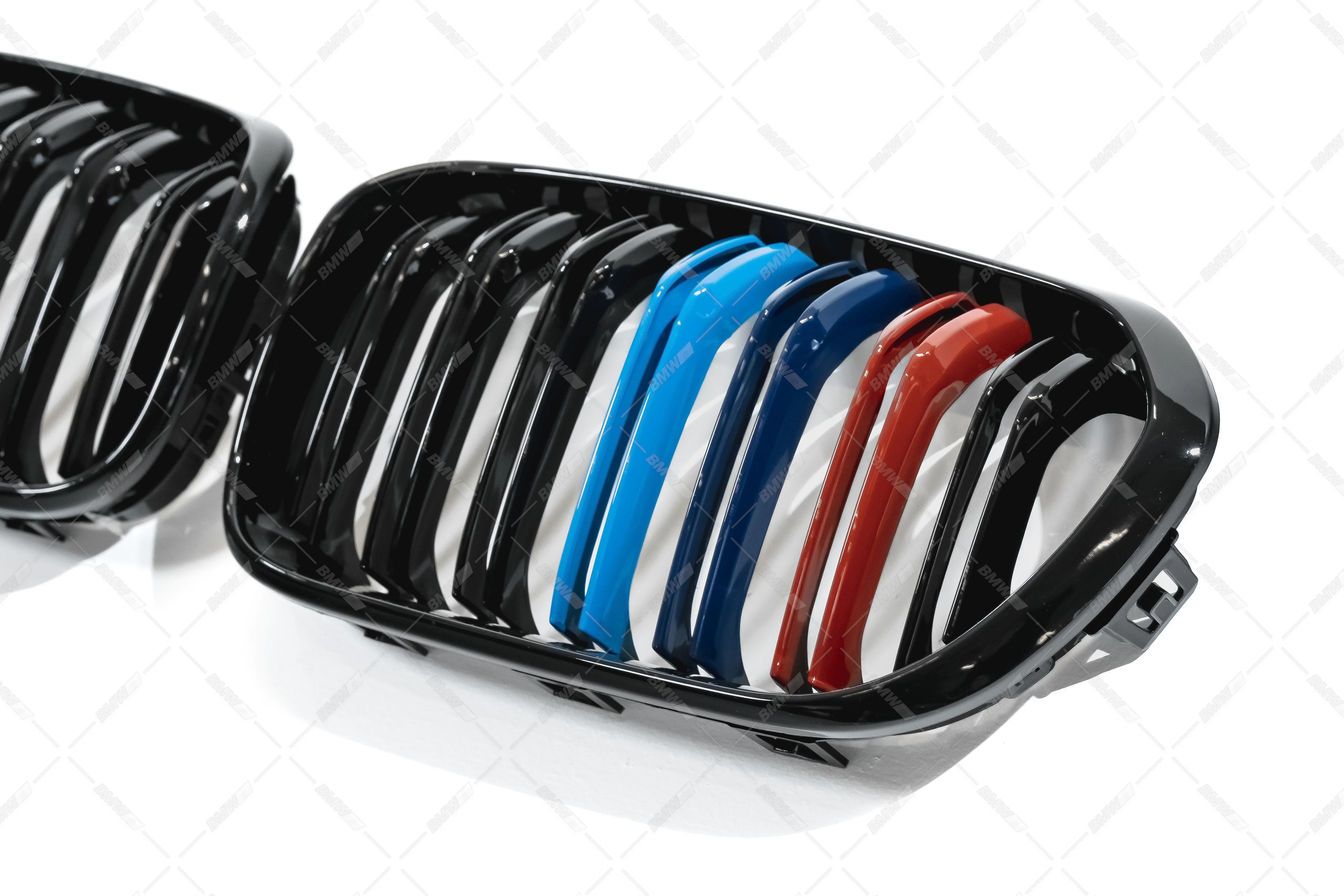 BMW F20 F21 LCI, M-Look munuaiset M-color - Image 3