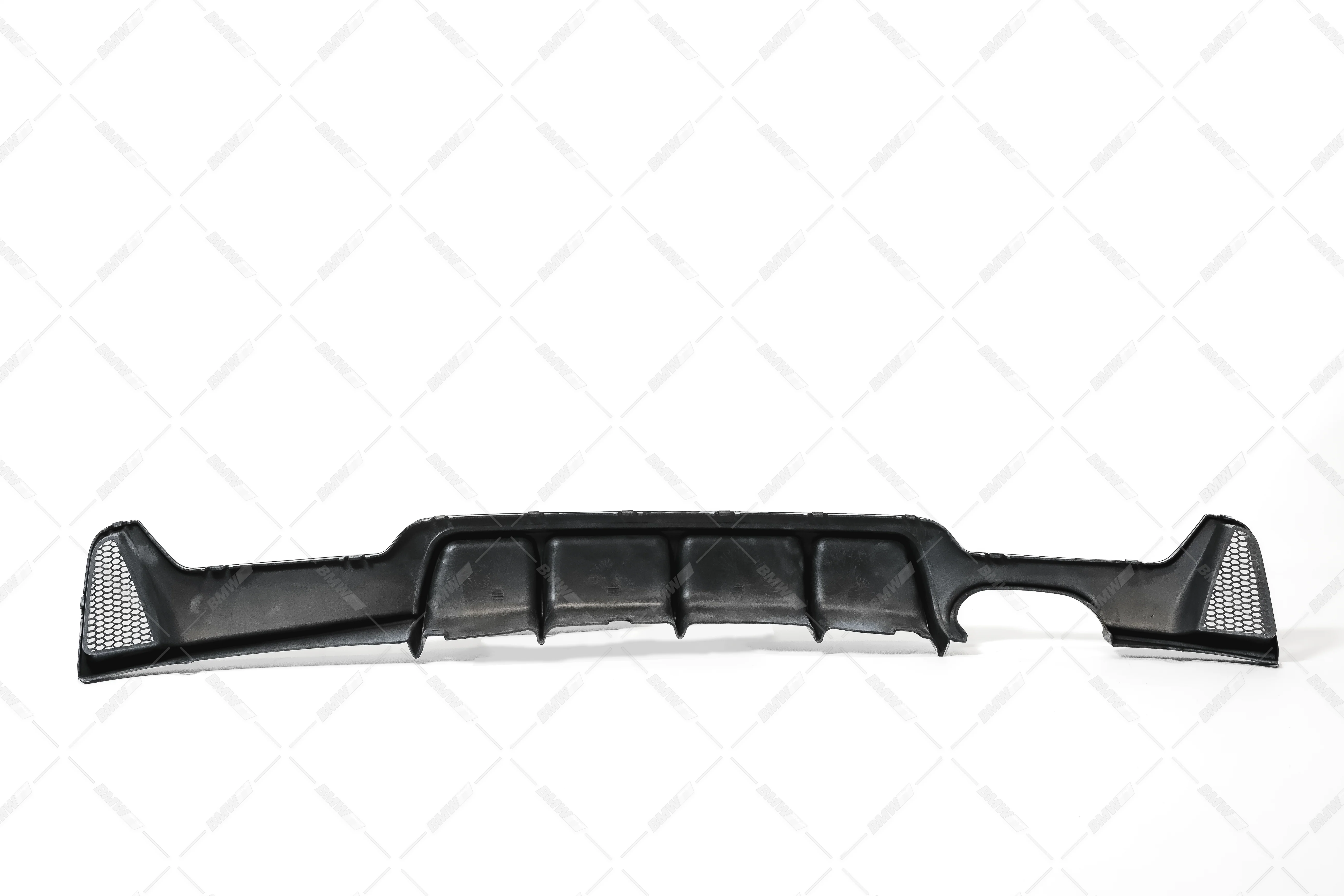 BMW F32 F33 F36, M-Performance kiiltävän musta takapuskurin diffuusori - Image 6