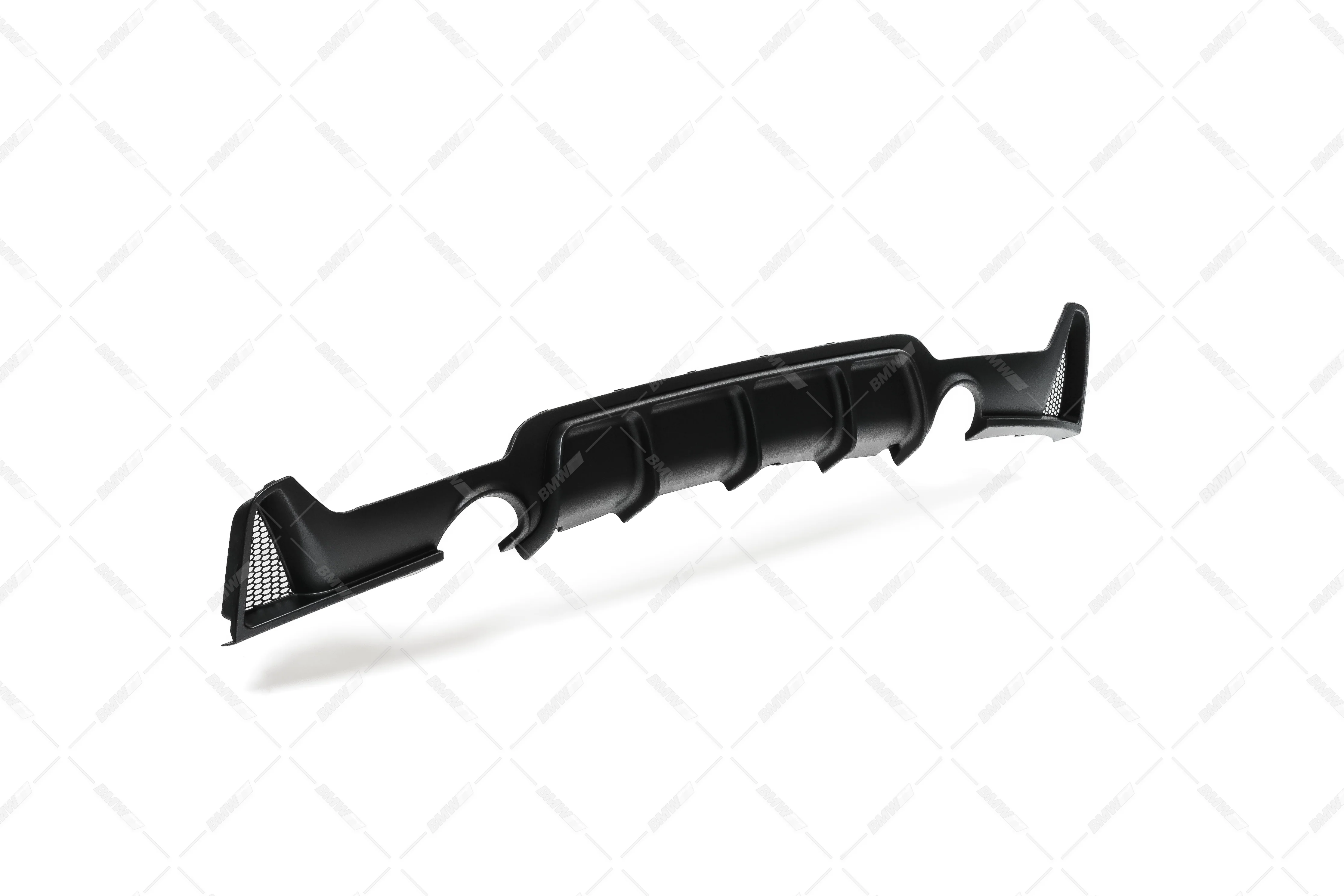 BMW F32 F33 F36 M-Performance matta musta takapuskurin diffuusori tuplaulostulolla - Image 10