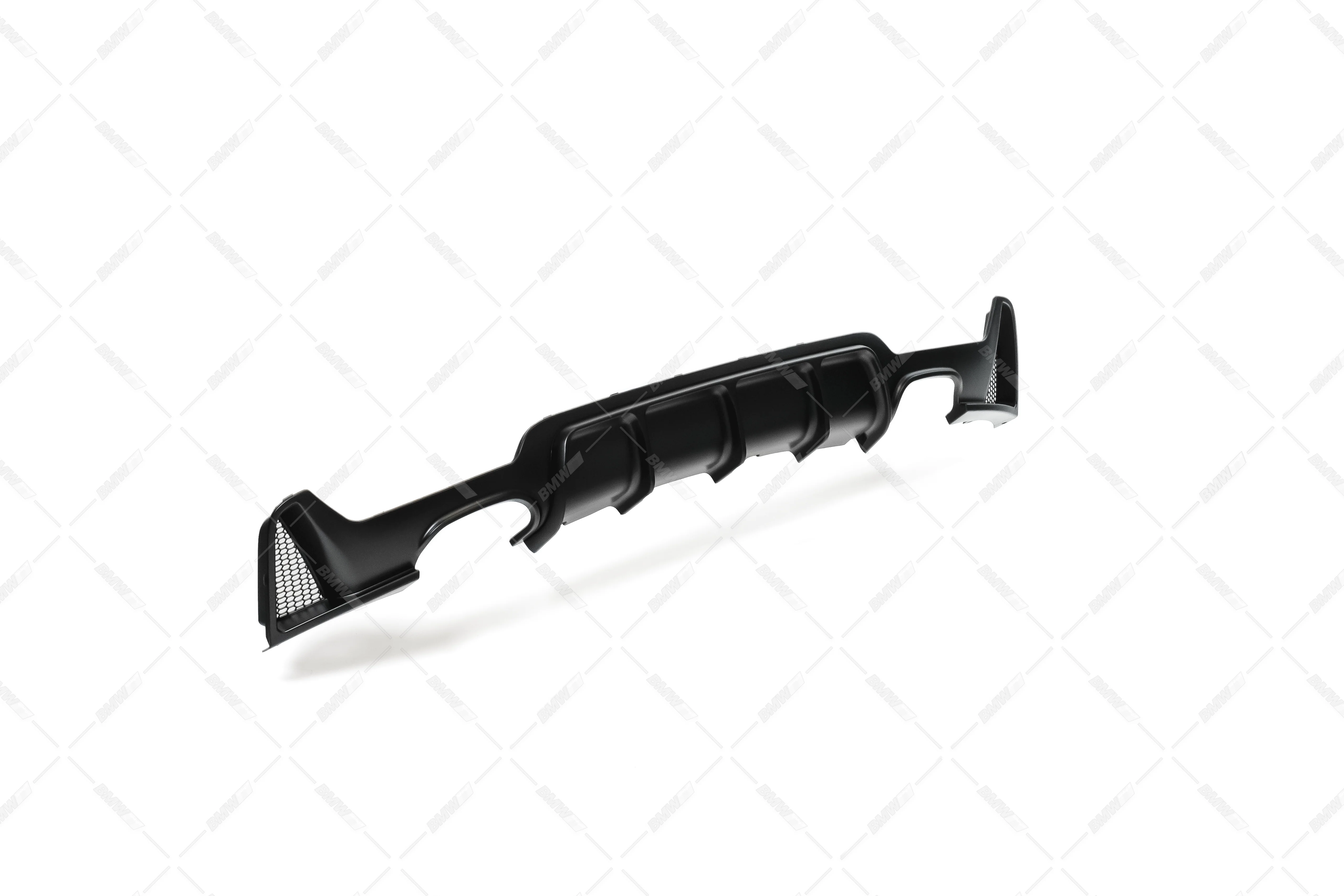 BMW F32 F33 F36 M-Performance matta musta takapuskurin diffuusori tuplaulostulolla - Image 7