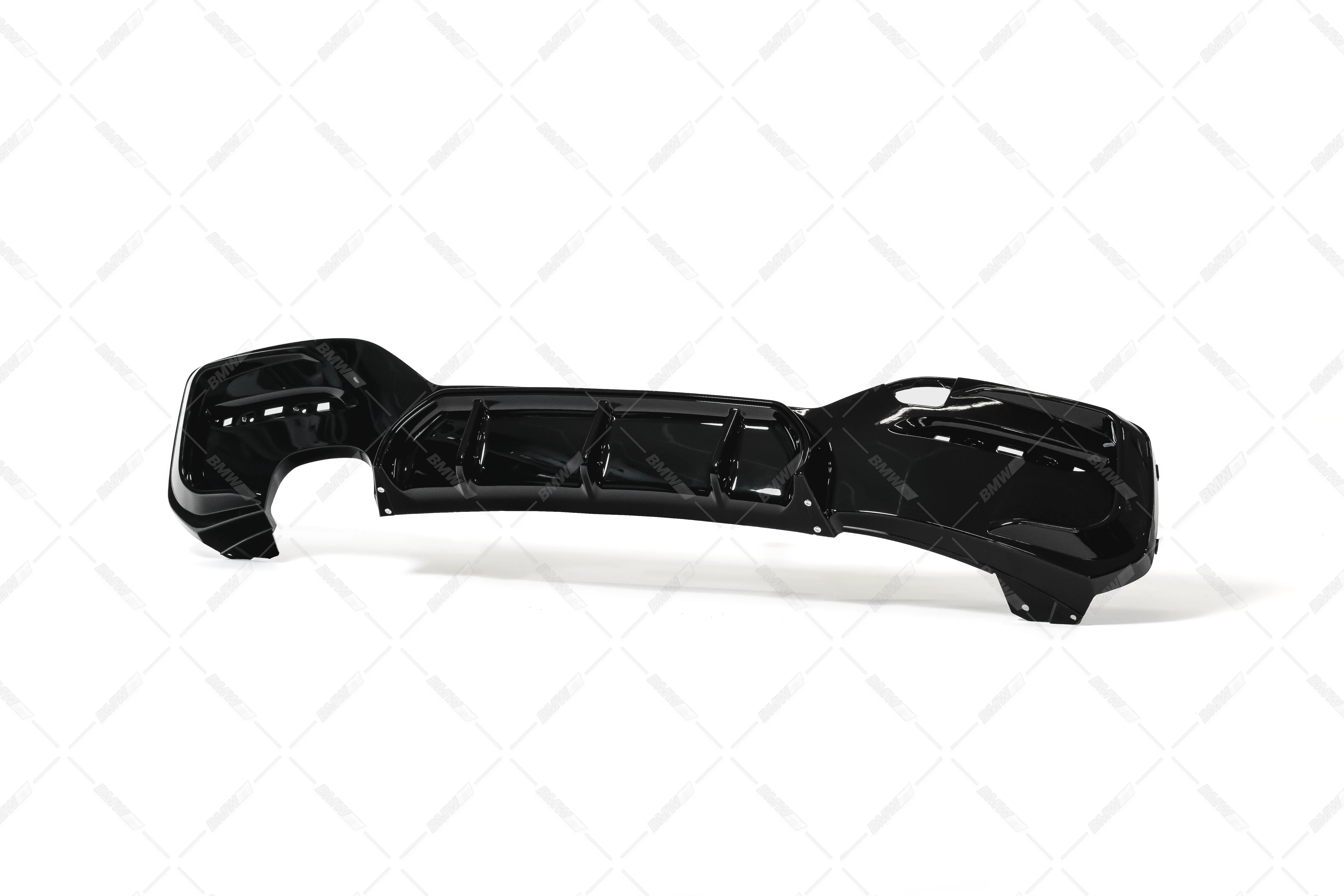 F20 F21 LCI M-performance takapuskurin diffuusori kiiltävän musta - Image 4